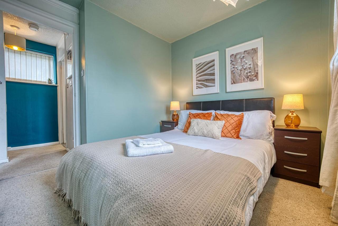 Capri 13 Sa - Contemporary 2 Bedroom House In Loughborough With Free Parking, Close To Loughborough University & M1 Motorway ภายนอก รูปภาพ